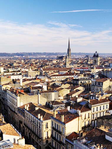 LA MONTÉE DES MÉTROPOLES RÉGIONALES FACE À L'ILE-DE-FRANCE