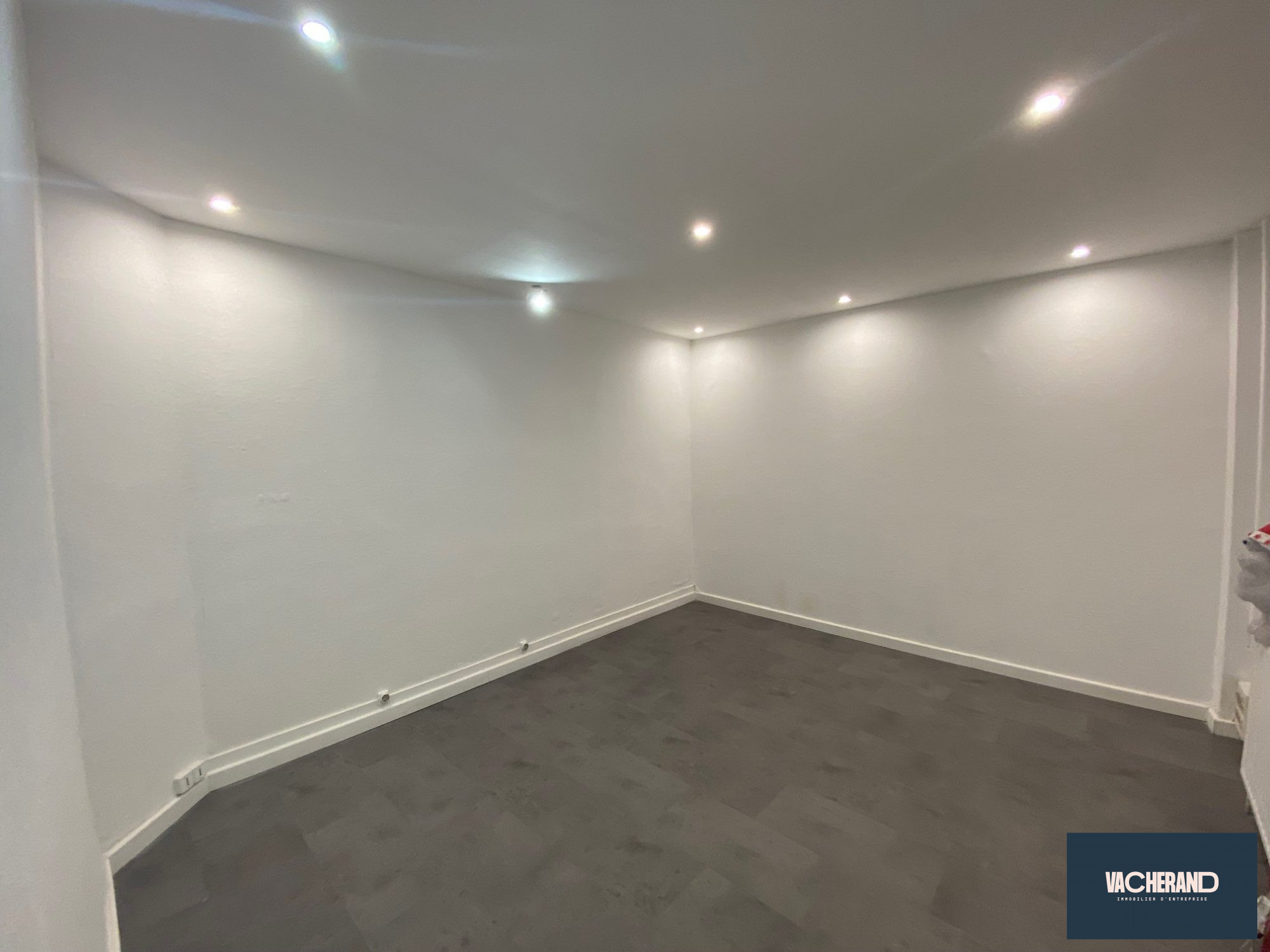 Location Locaux commerciaux 70m² Roubaix 2