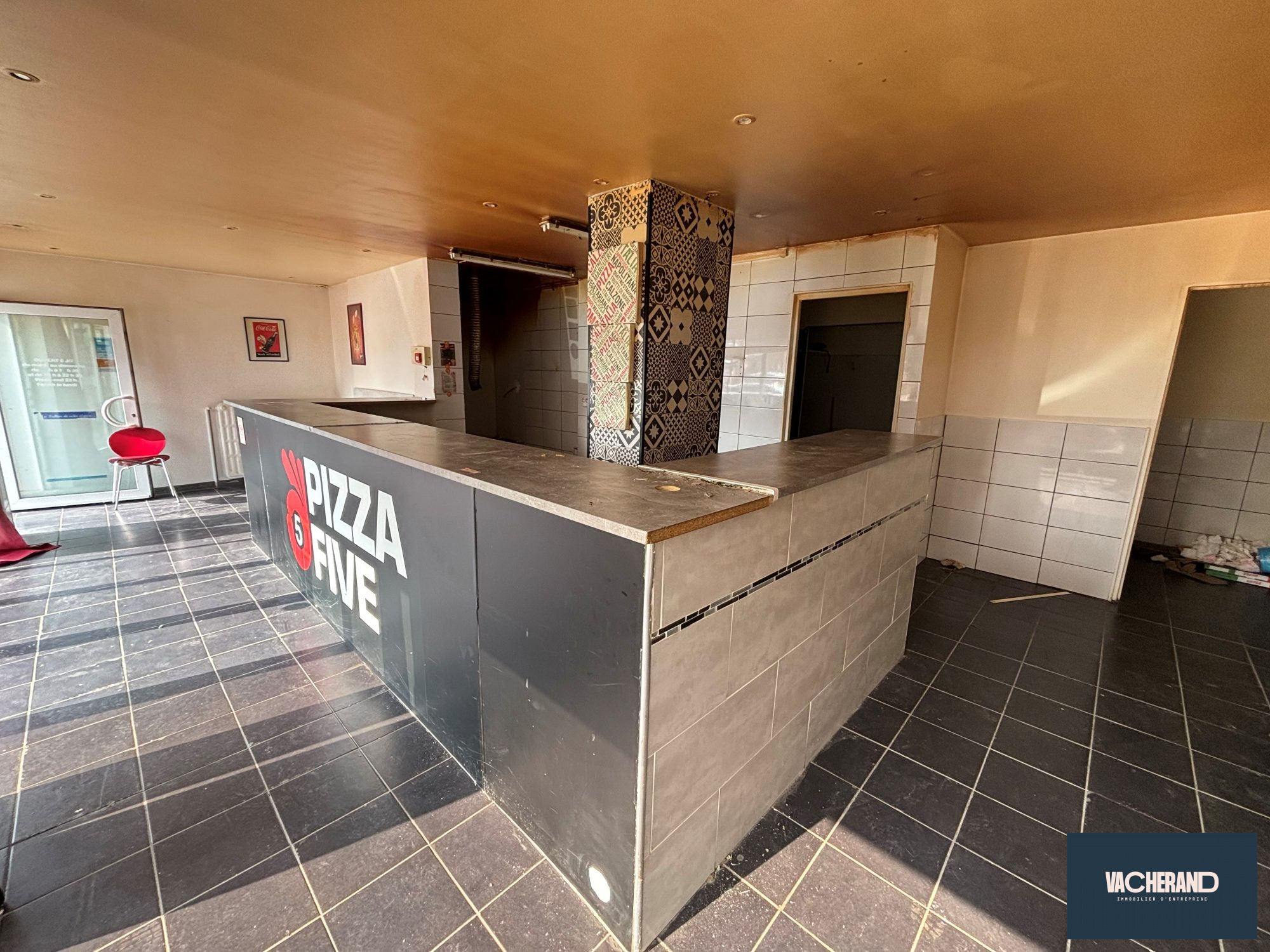Vente Locaux commerciaux 64m² Maubeuge 2