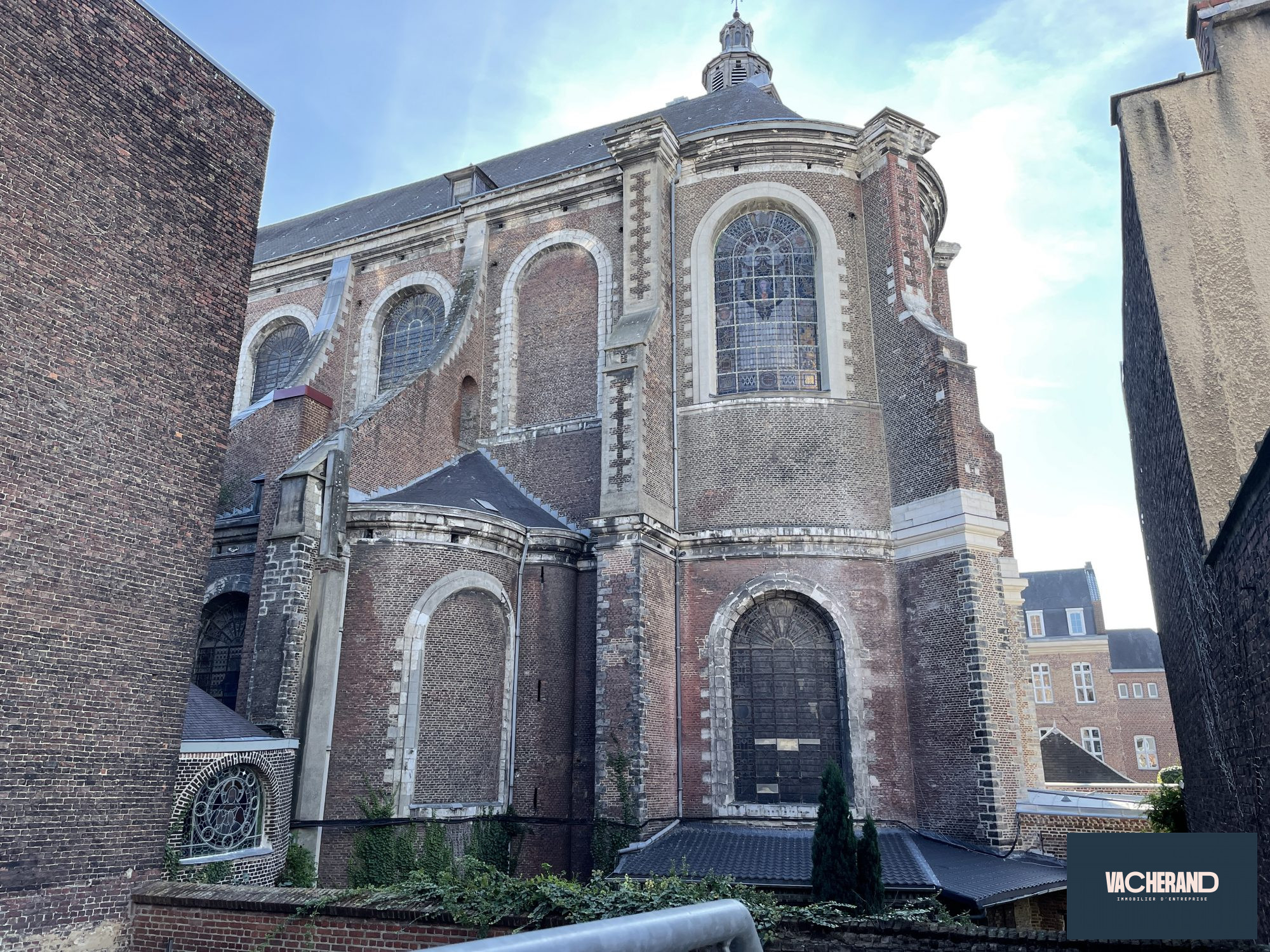 Location Locaux commerciaux 584m² Lille 8