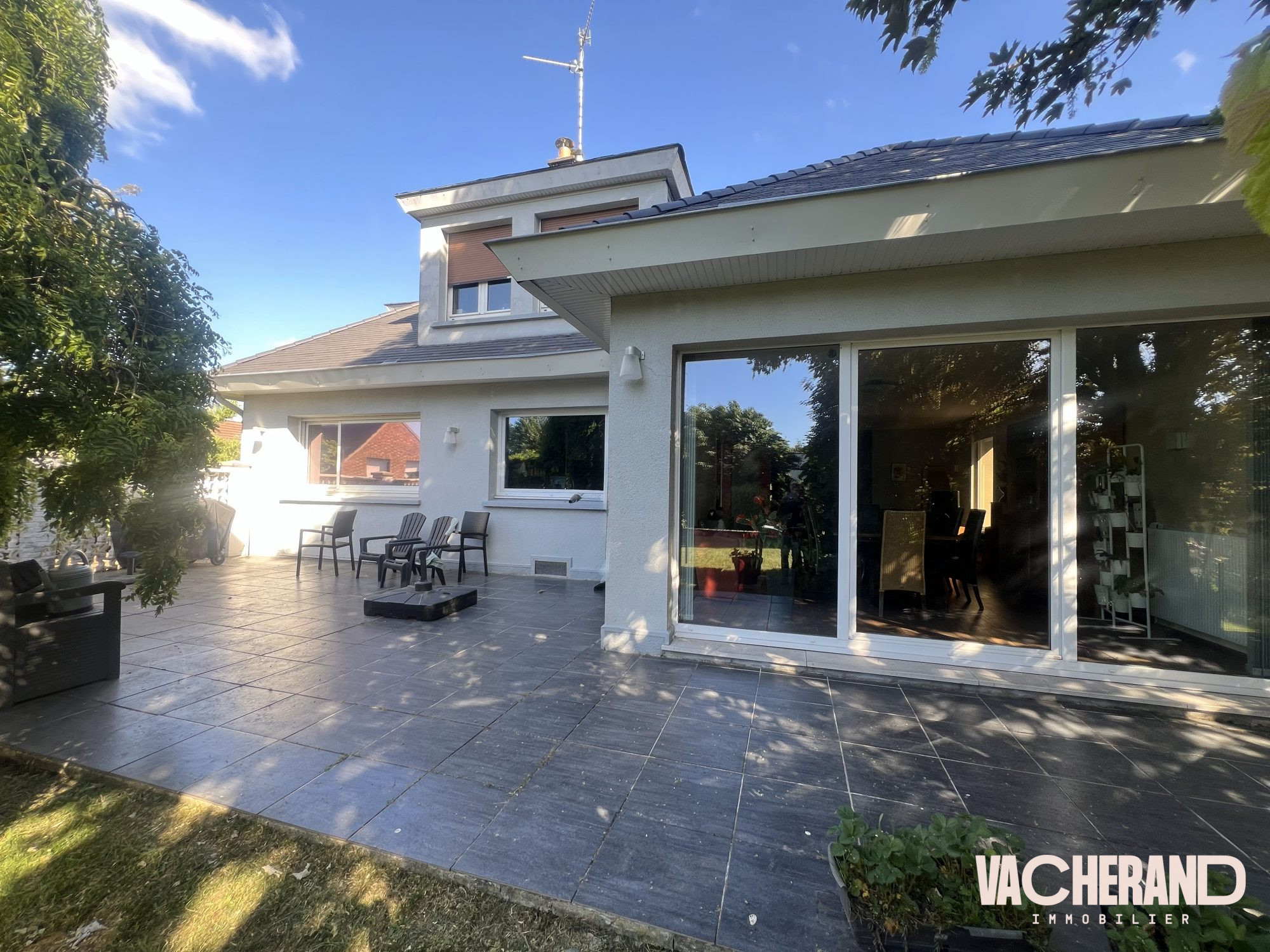 Vente Maison 250m² Perenchies 1