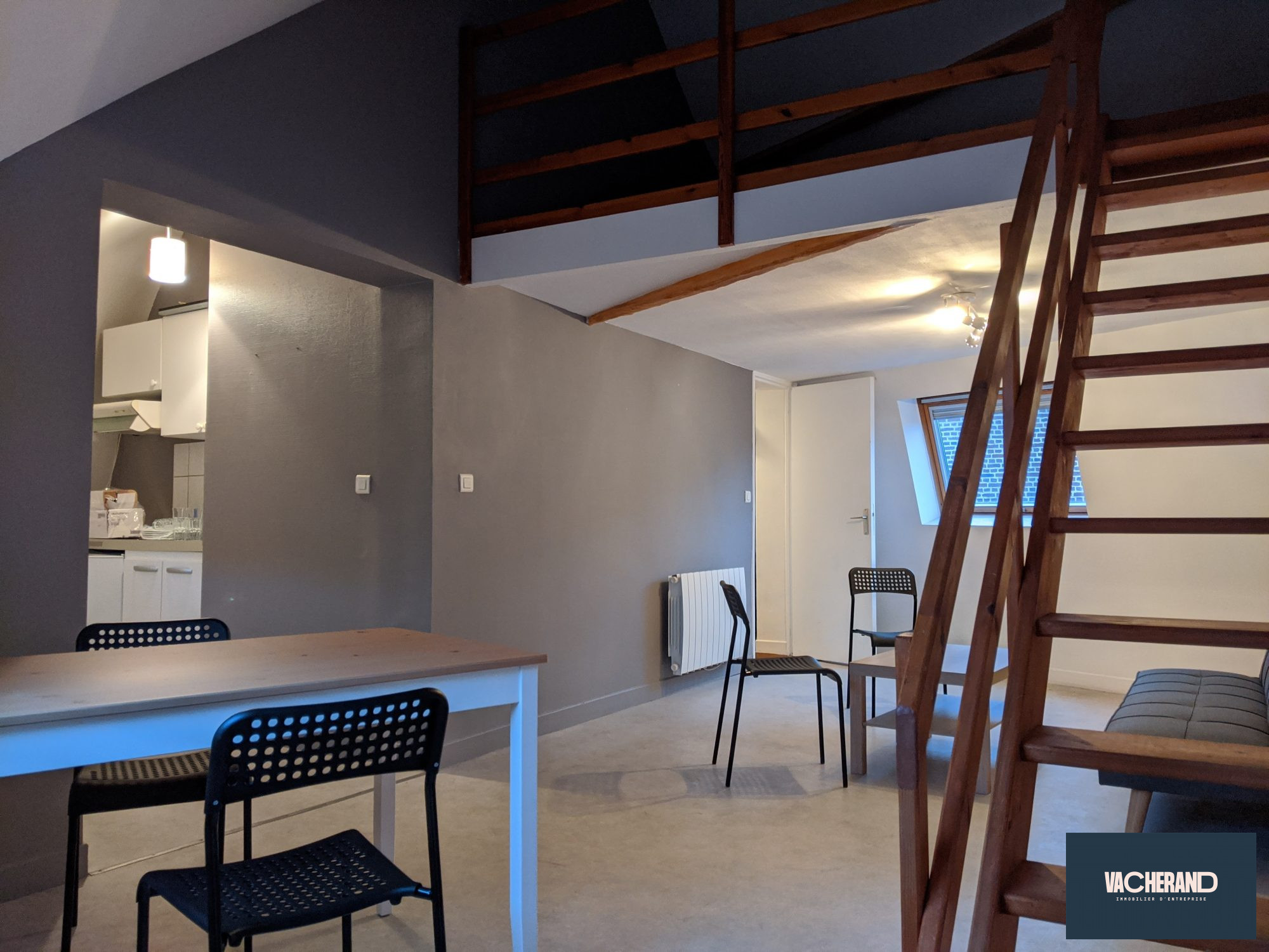 Vente Locaux commerciaux 185m² Faches Thumesnil 1
