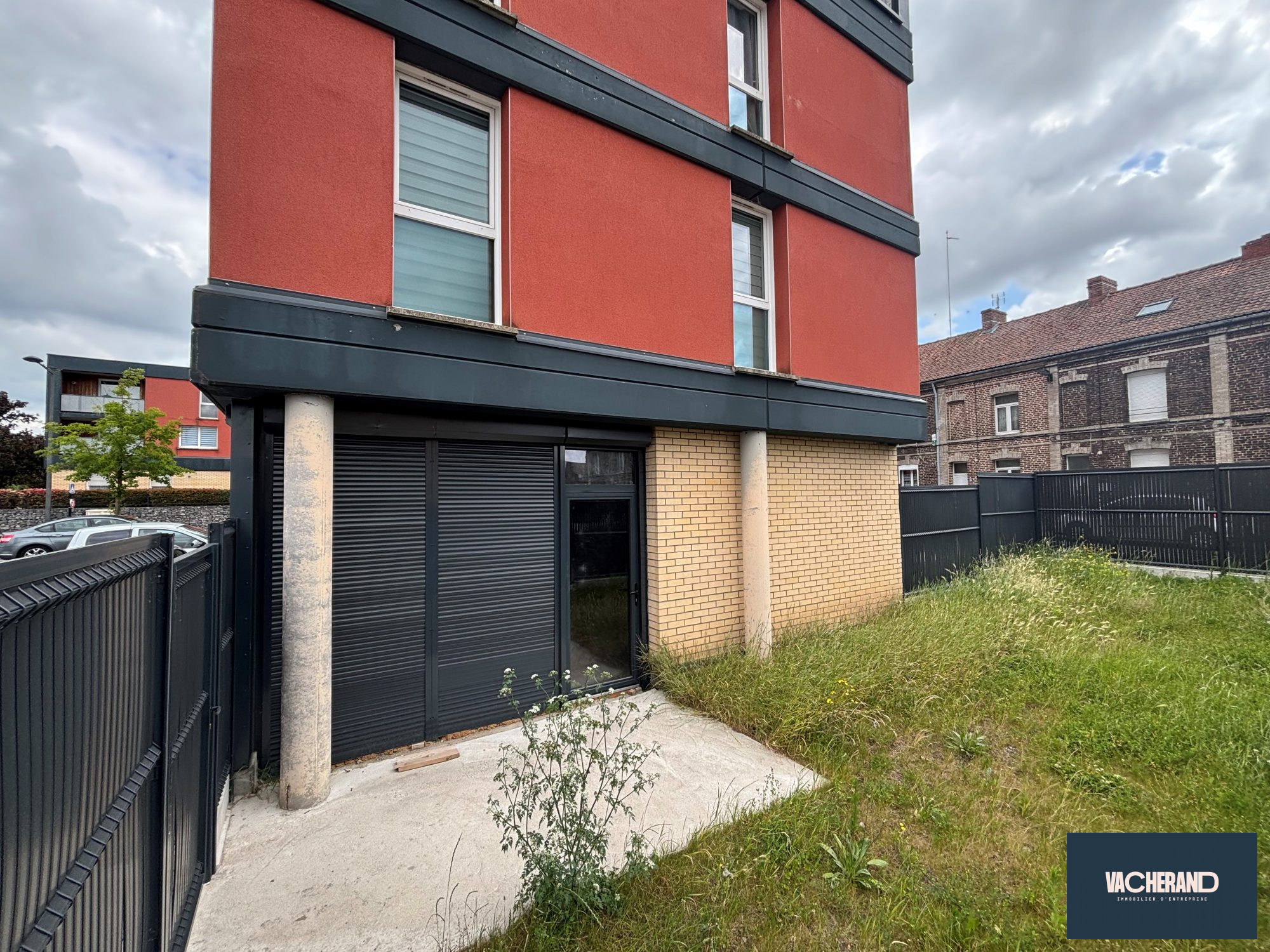 Location Locaux commerciaux 165m² Valenciennes 3