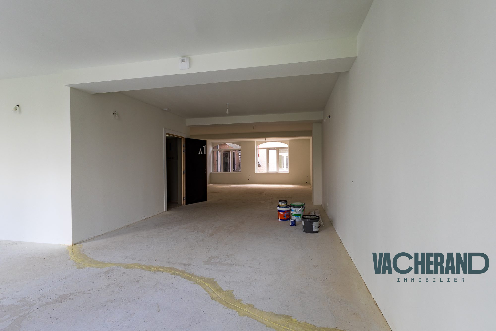 Location Locaux commerciaux 620m² Armentieres 7