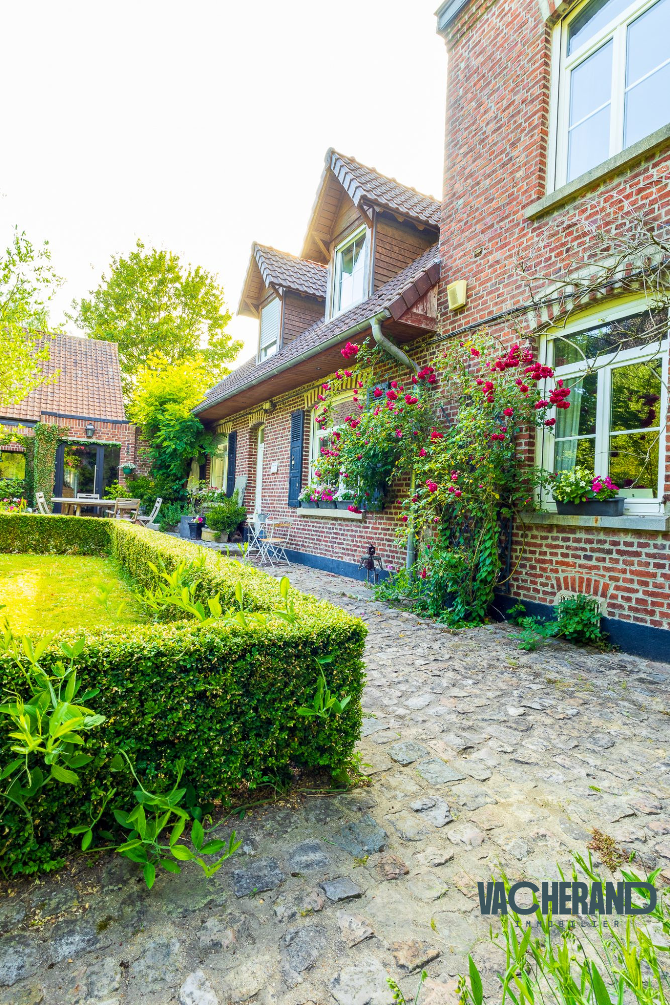 Vente Maison 302m² Bois-grenier 0