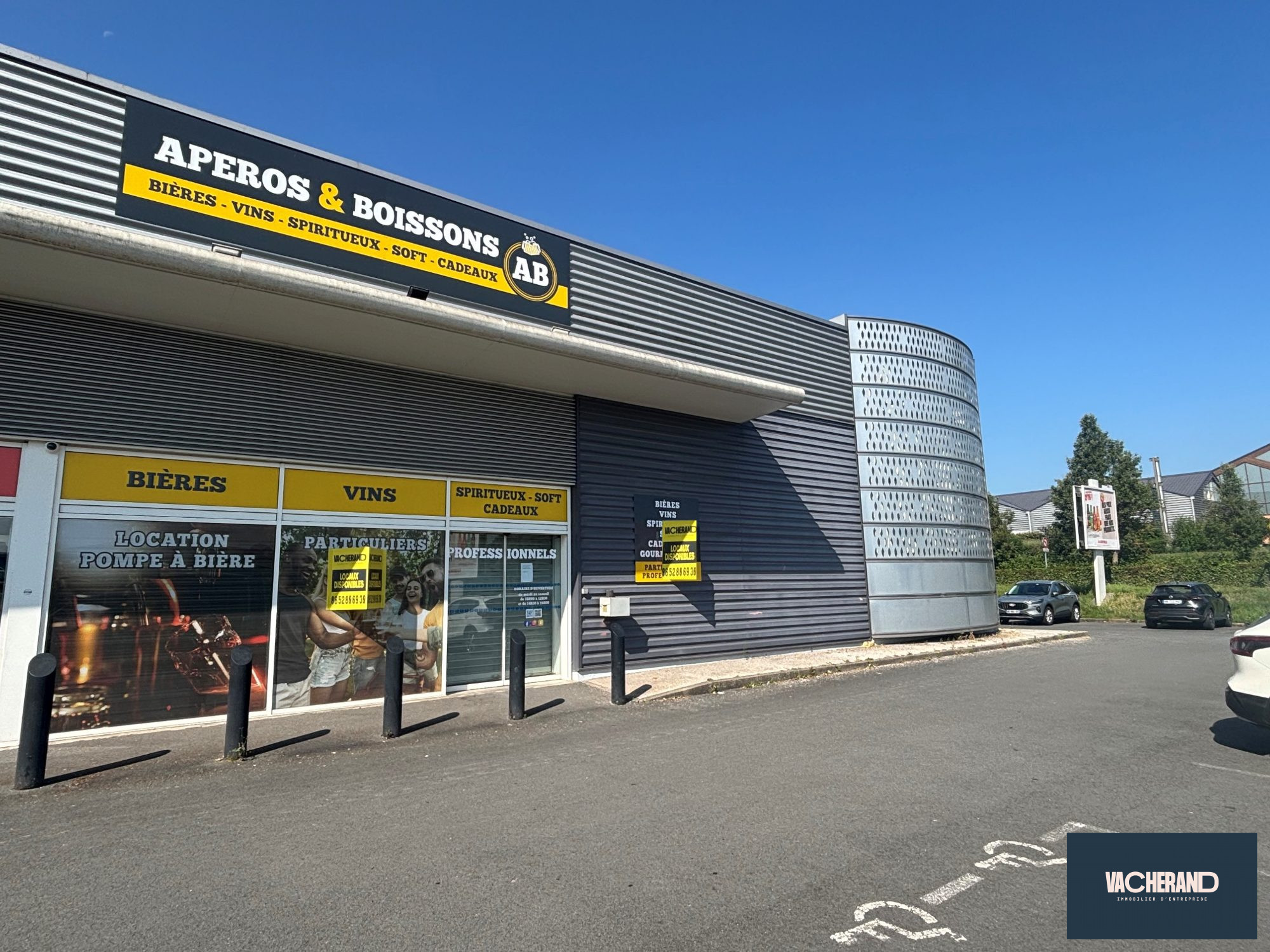 Location Locaux commerciaux 450m² La Sentinelle 1