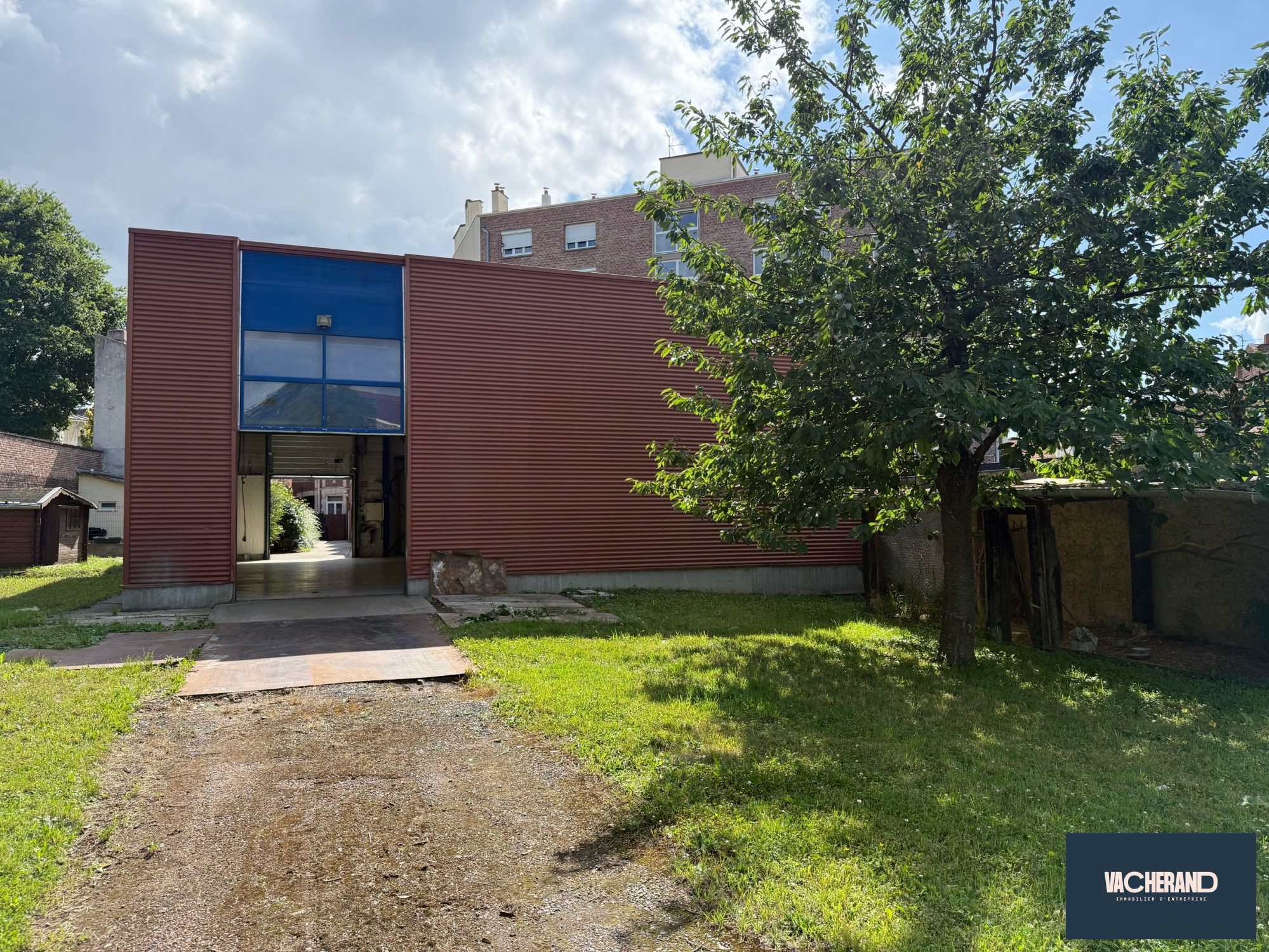 Location Locaux commerciaux 350m² Ronchin 4
