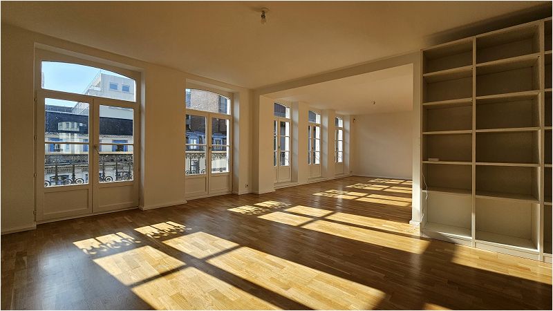 Location Appartement 174m² Lille 7