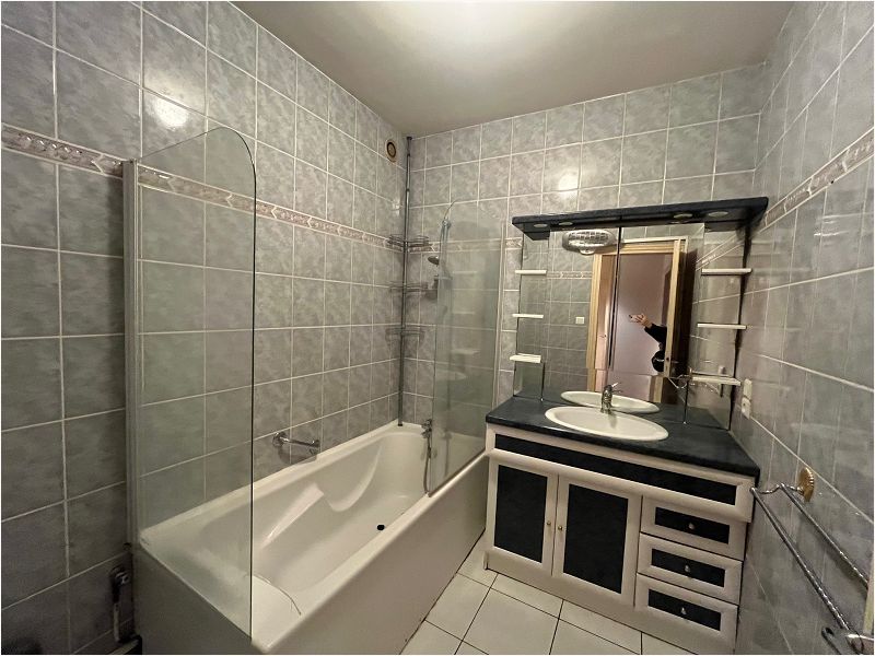 Location Appartement 73m² Lille 8