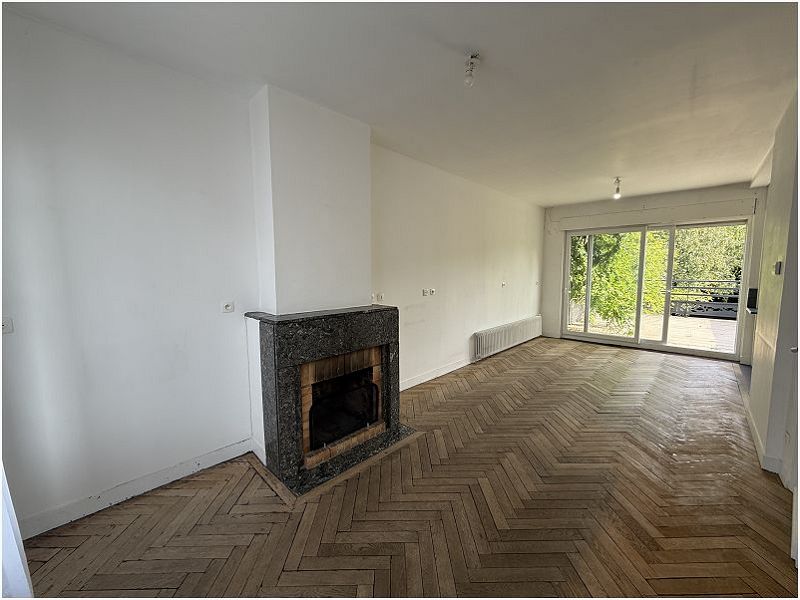 Location Immeuble 77m² Hem 0