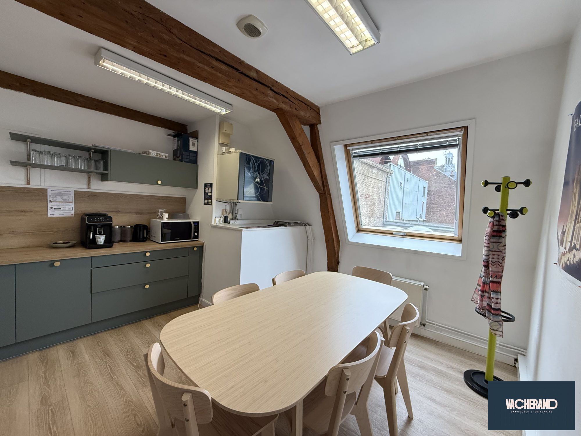 Location Locaux commerciaux 175m² Tourcoing 4