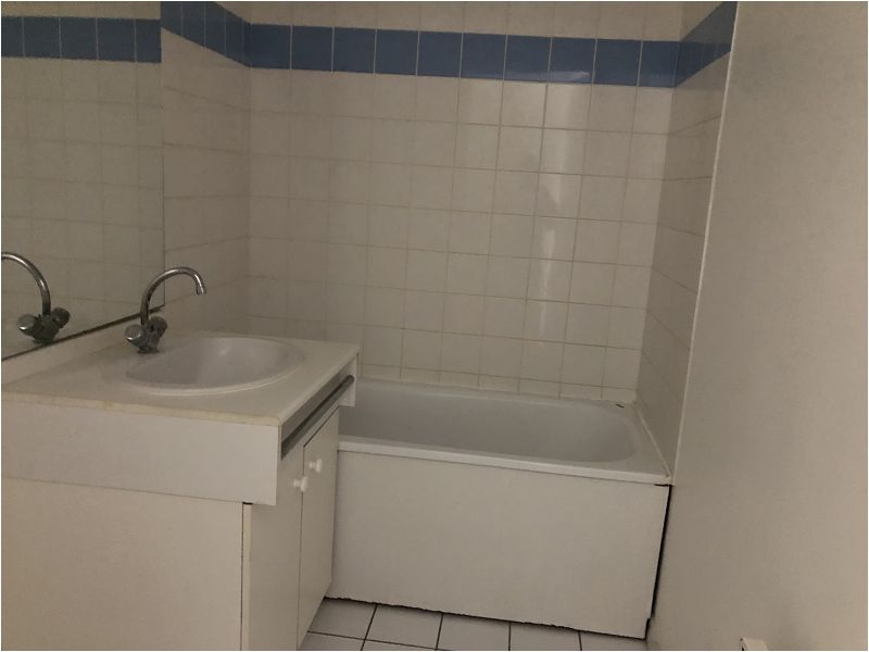 Location Appartement 46m² La Madeleine 3