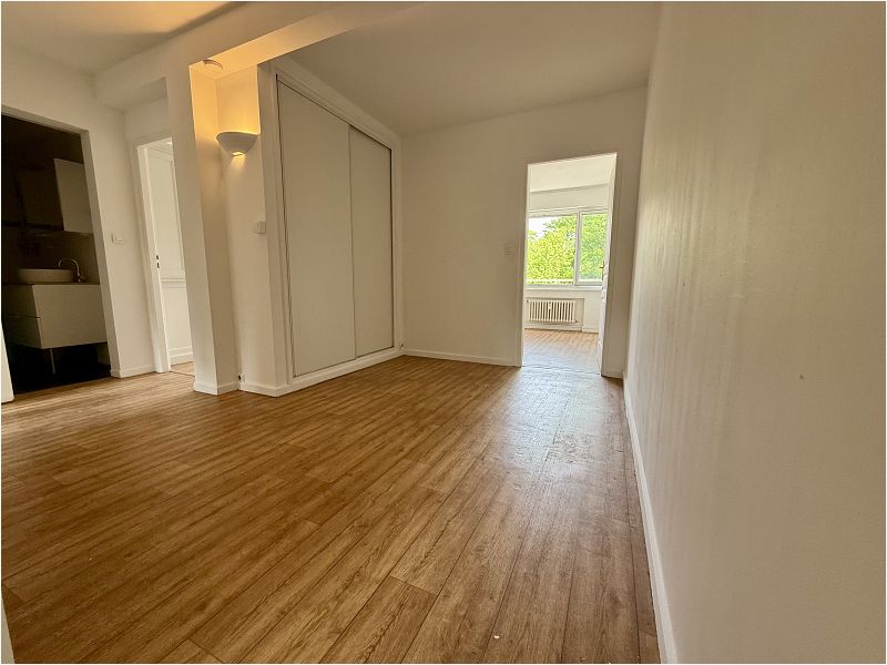 Location Appartement 58m² La Madeleine 7
