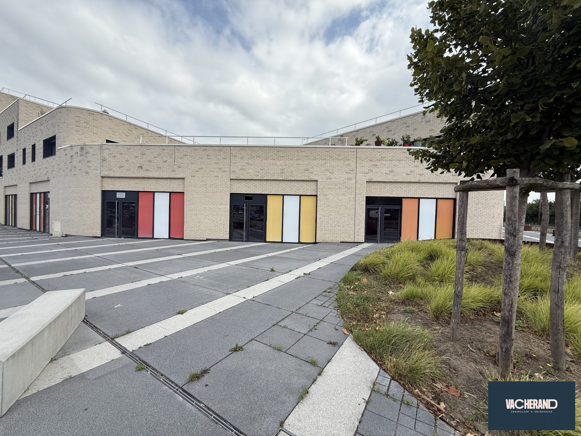 Location Locaux commerciaux 435m² Wattrelos 1