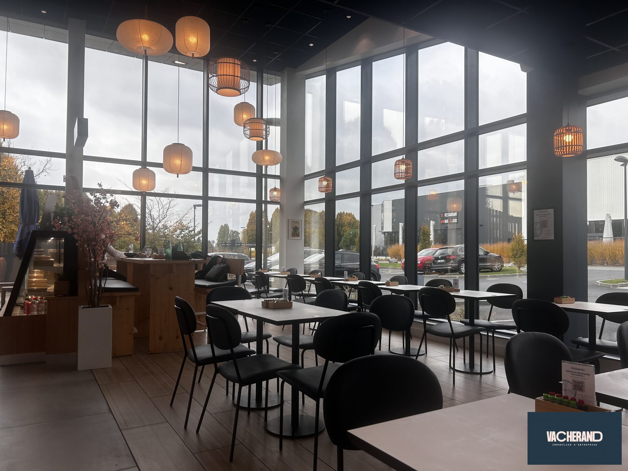 Location Locaux commerciaux 190m² Lesquin 0