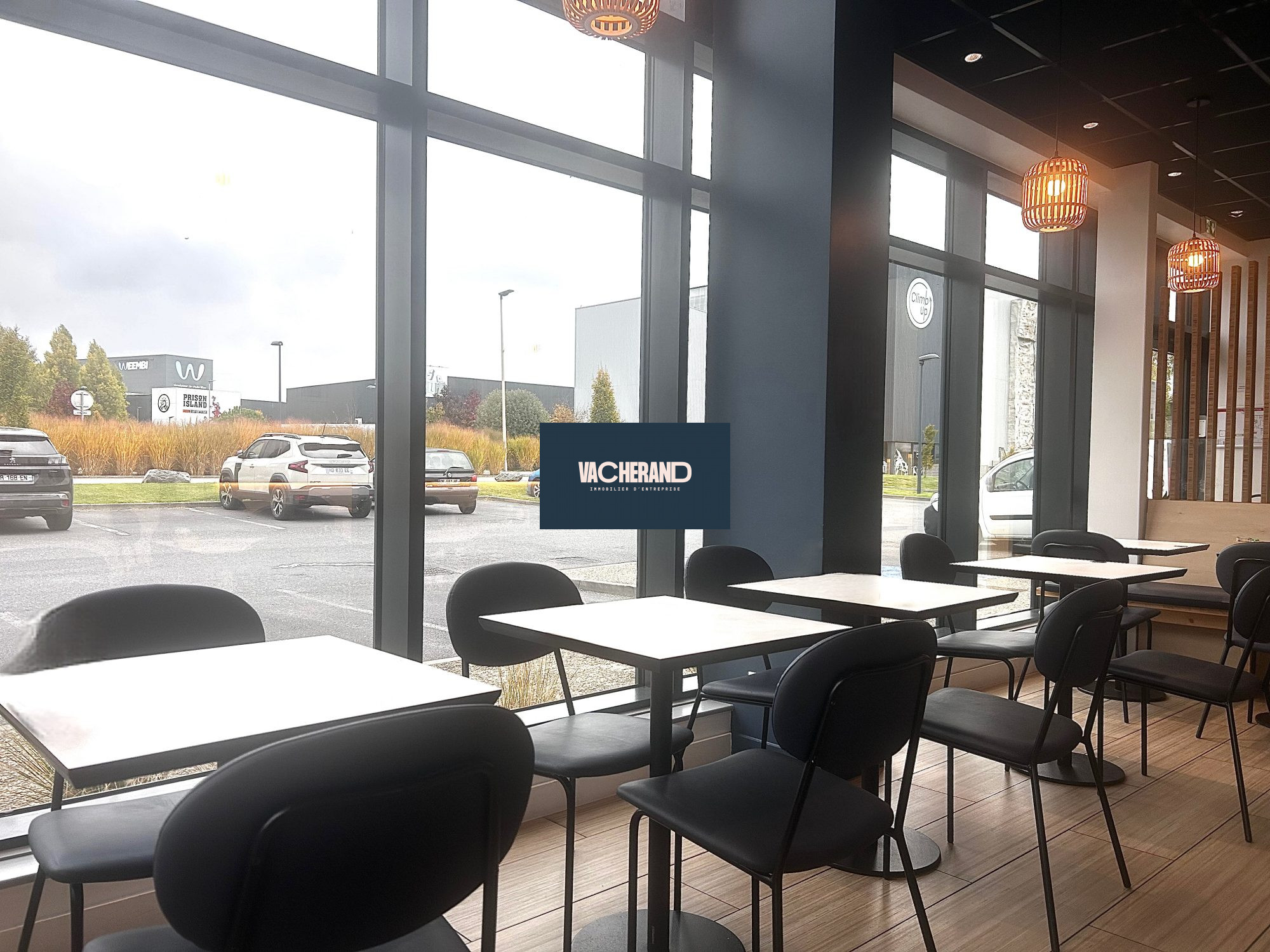 Location Locaux commerciaux 190m² Lesquin 1