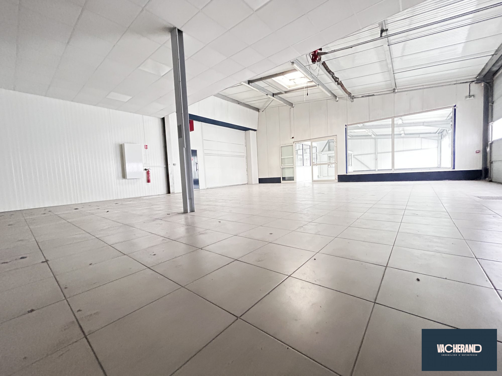 Vente Locaux commerciaux 929m² Annoeullin 0