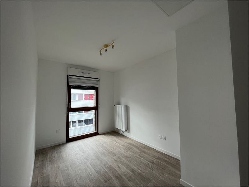 Location Appartement 99m² Lille 4