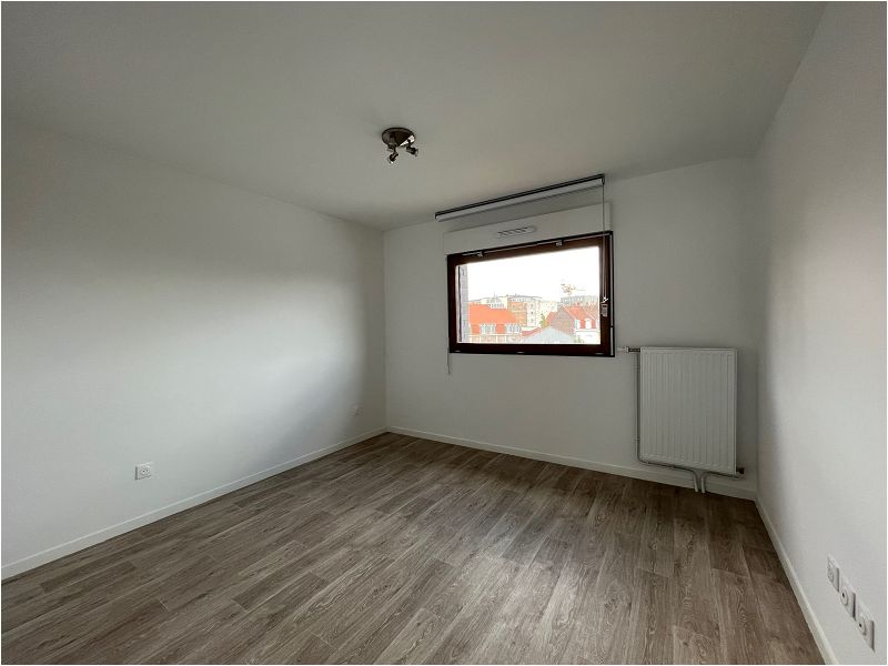 Location Appartement 99m² Lille 6