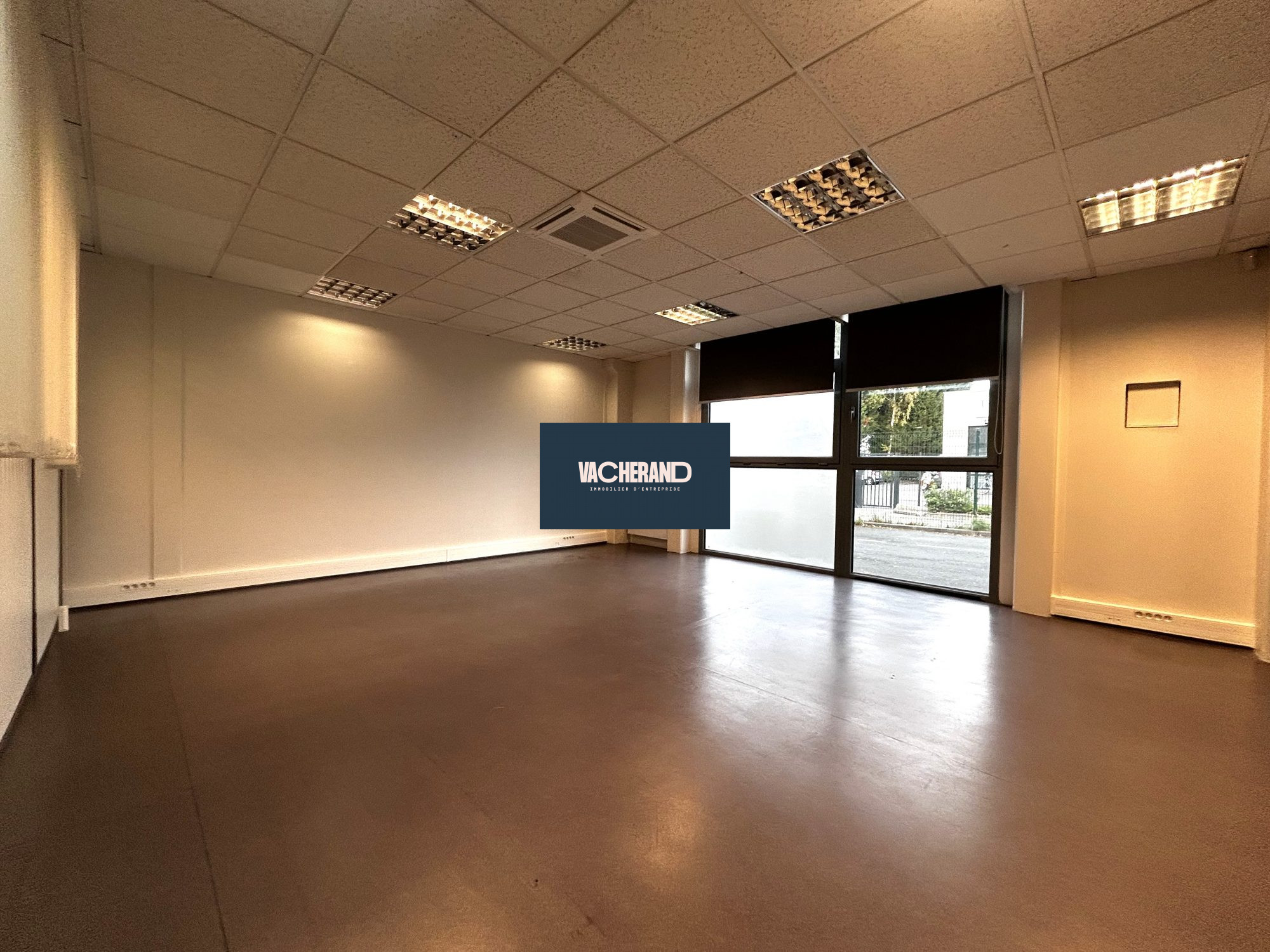 Location Bureaux 210m² Marcq En Baroeul 2