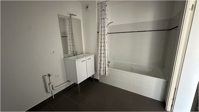 Location Appartement 67m² Loos 4