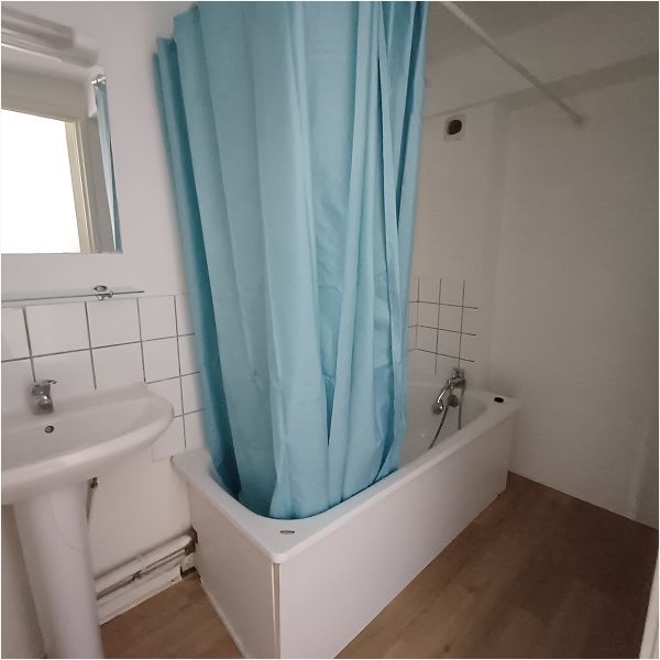 Location Appartement 43m² Lille 4