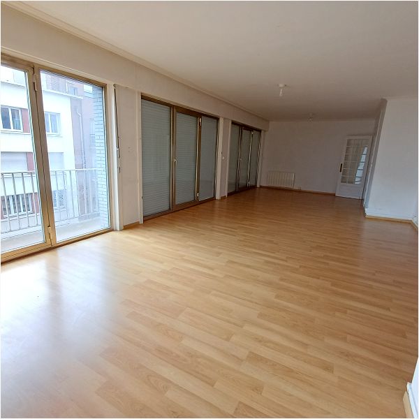 Location Appartement 121m² Lille 6