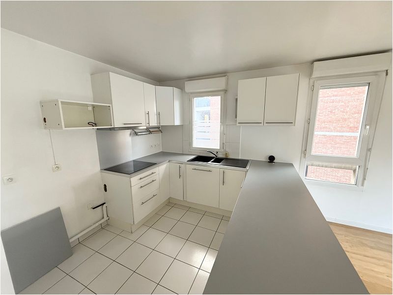 Location Appartement 75m² Lille 2