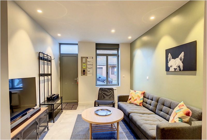 Location Immeuble 93m² La Madeleine 0