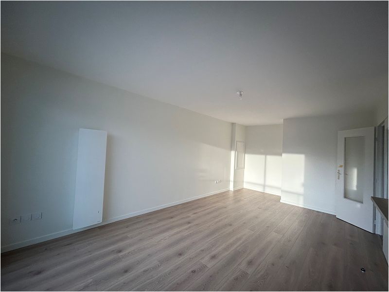 Location Appartement 54m² Lille 8